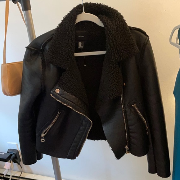 Forever 21 Jackets & Blazers - Forever 21 Faux Leather Jacket